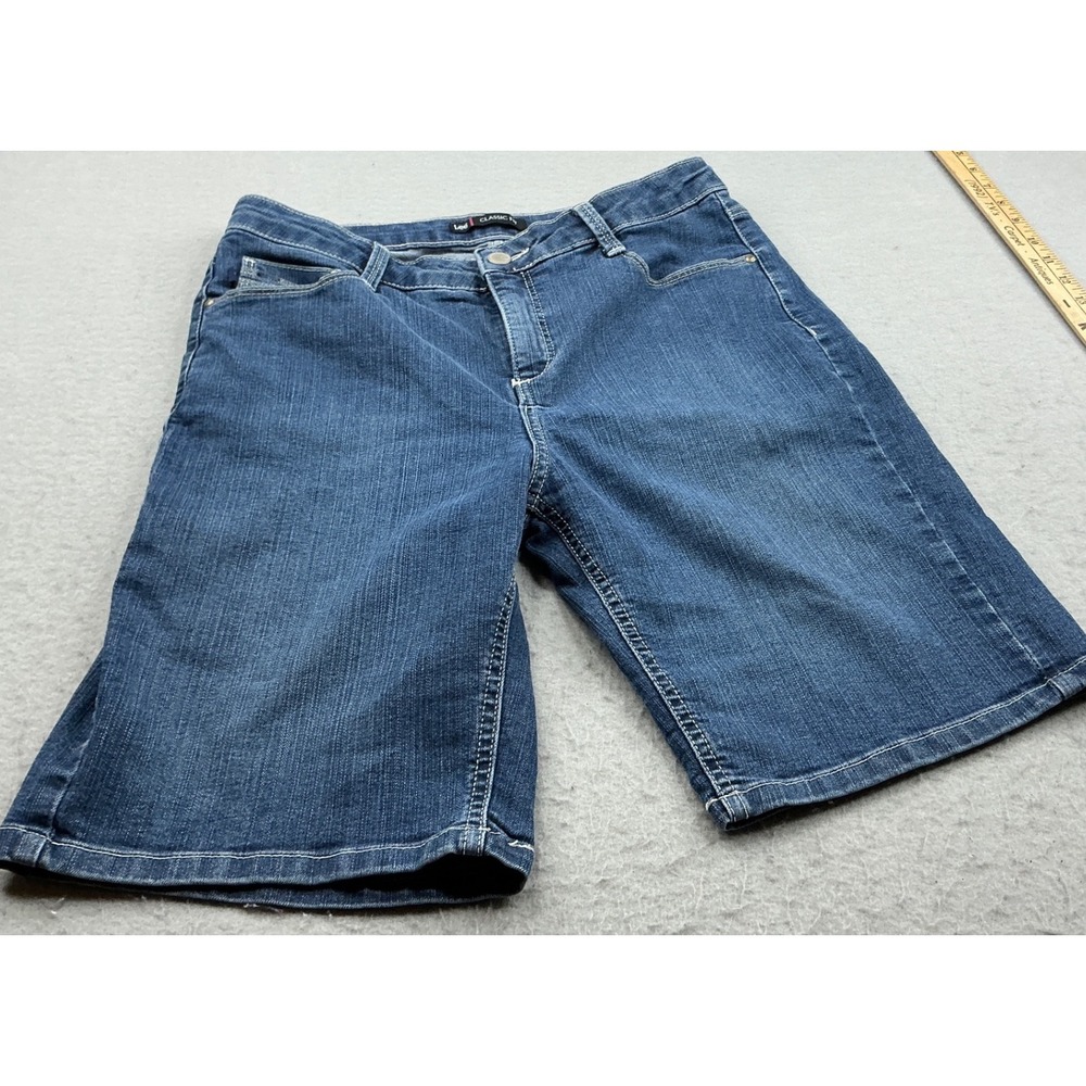 Lee Denim Shorts Embroidered Back Pocket Rhinestone Size 10 Medium Blue Bermuda
